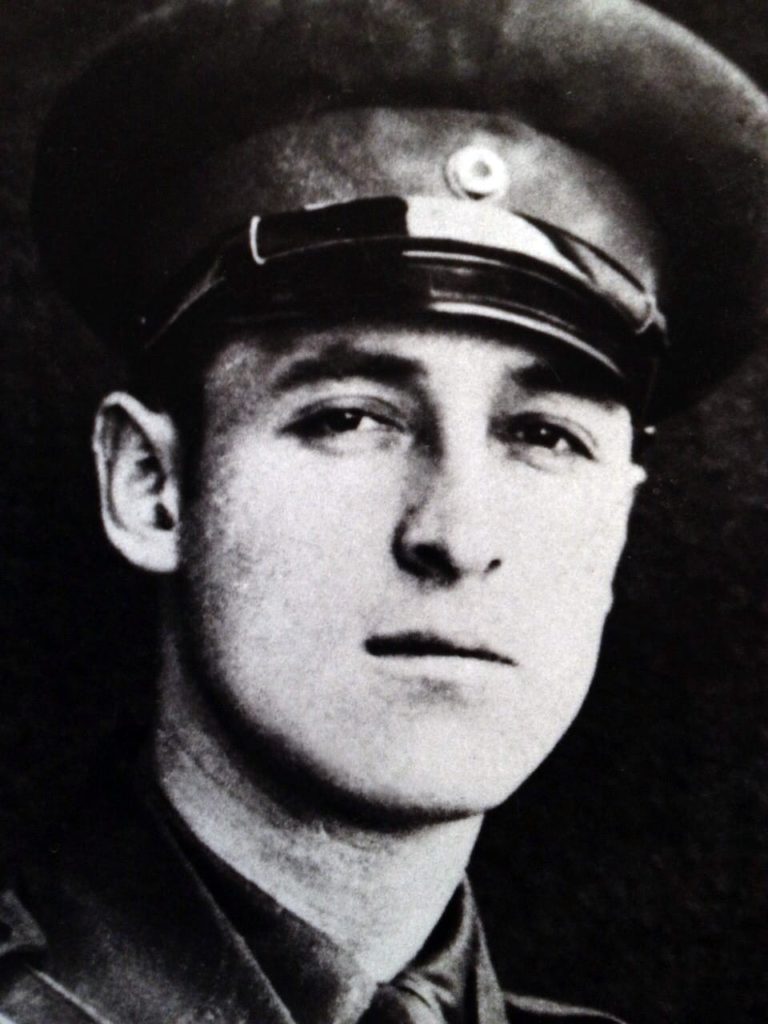 Armando Ávila Garrón